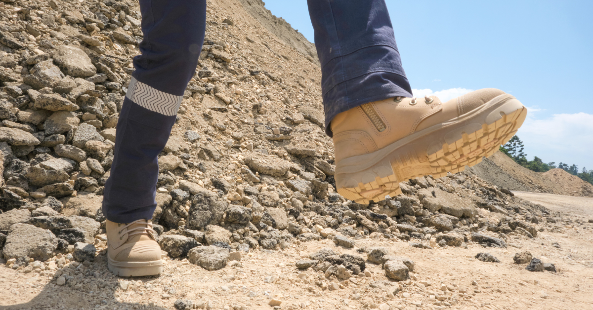 How HMZ and Blackwoods deliver fit-for-purpose workwear