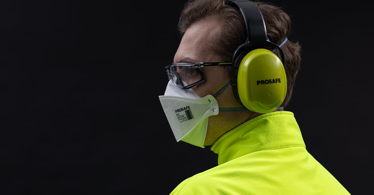 CASE STUDY: How Blackwoods helped a waste management company standardise and strengthen safety eyewear?