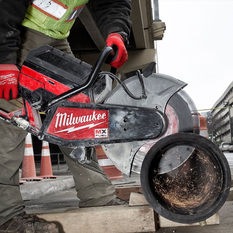 The Trade Focused Milwaukee MX FUEL System:  Equipment Redefined